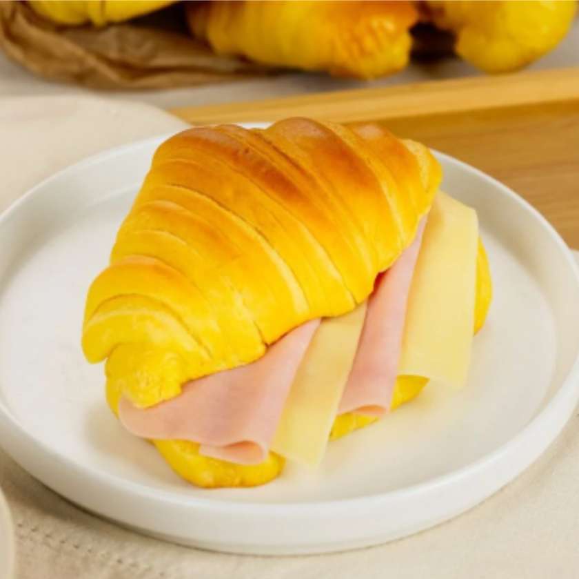 Croissant with Cheese or Ham