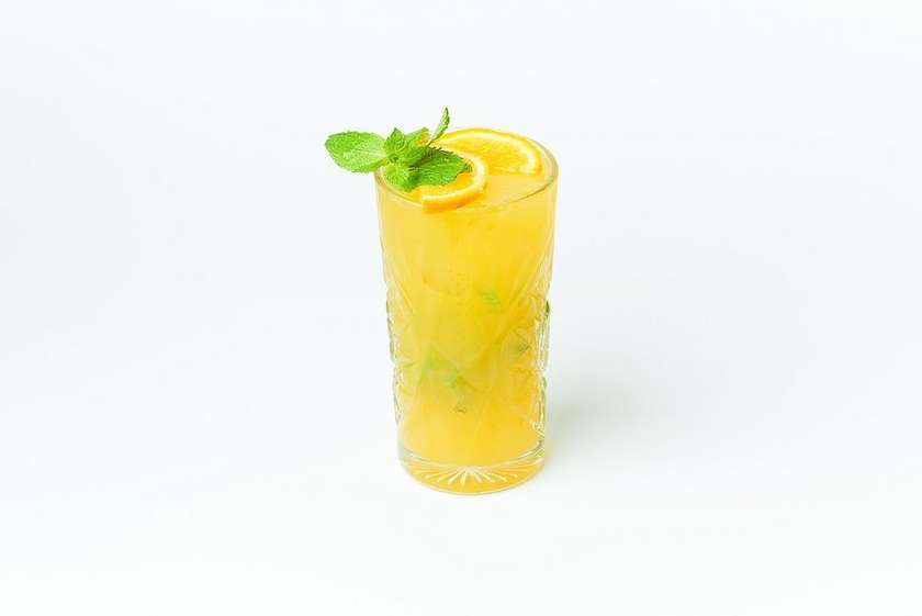 Passion fruit lemonade