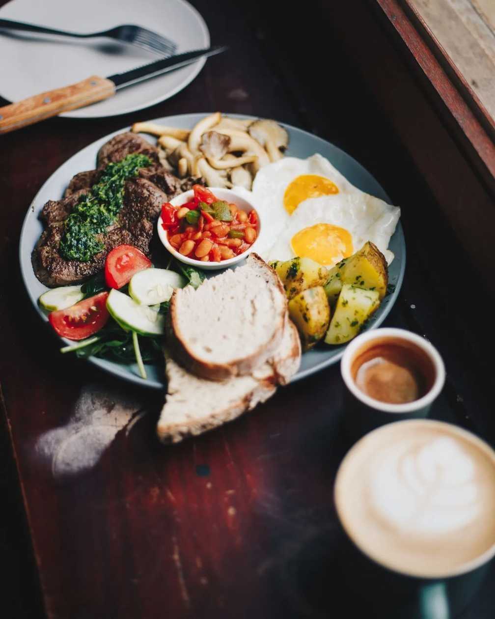 Breakfast for Champions