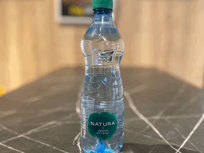 Bonaqua sýtena