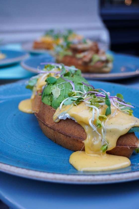 Eggs Benedict Avocado