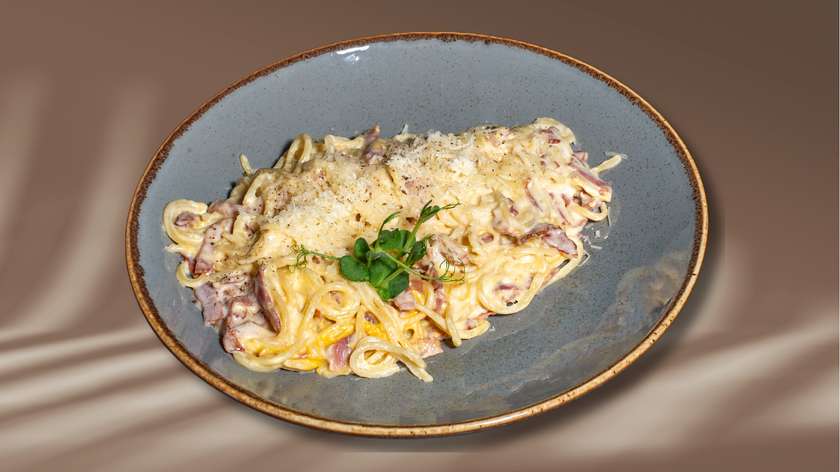 Carbonara Licking