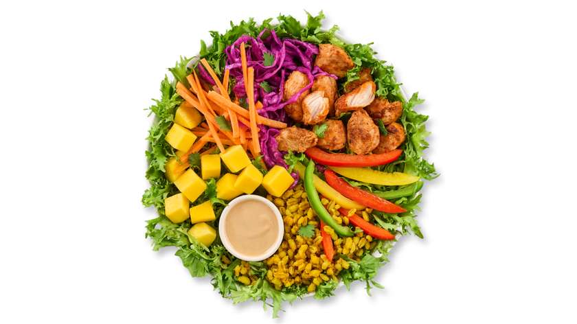 Sa艂atka Mango Kurczak