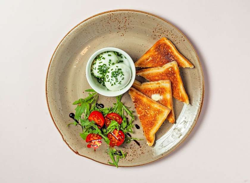 Poached egg with toast