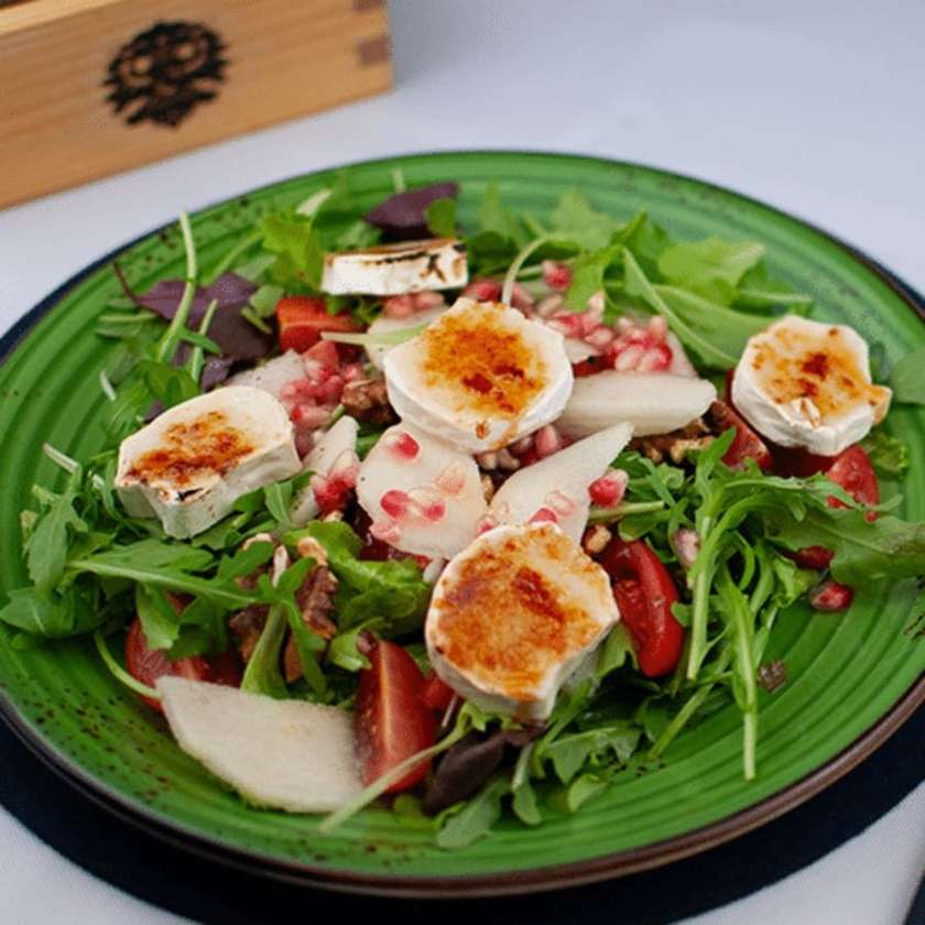 Caramelized goat cheese salad