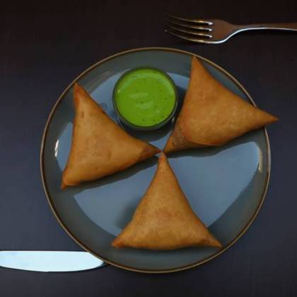 Vegetable Samosa 🎁  30% de desconto!