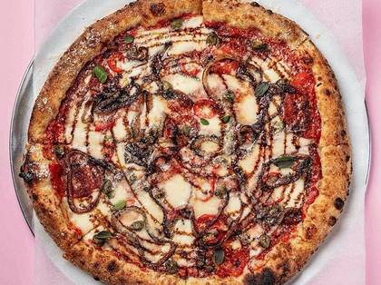 FAVOURITE WITH ANCHOVIES