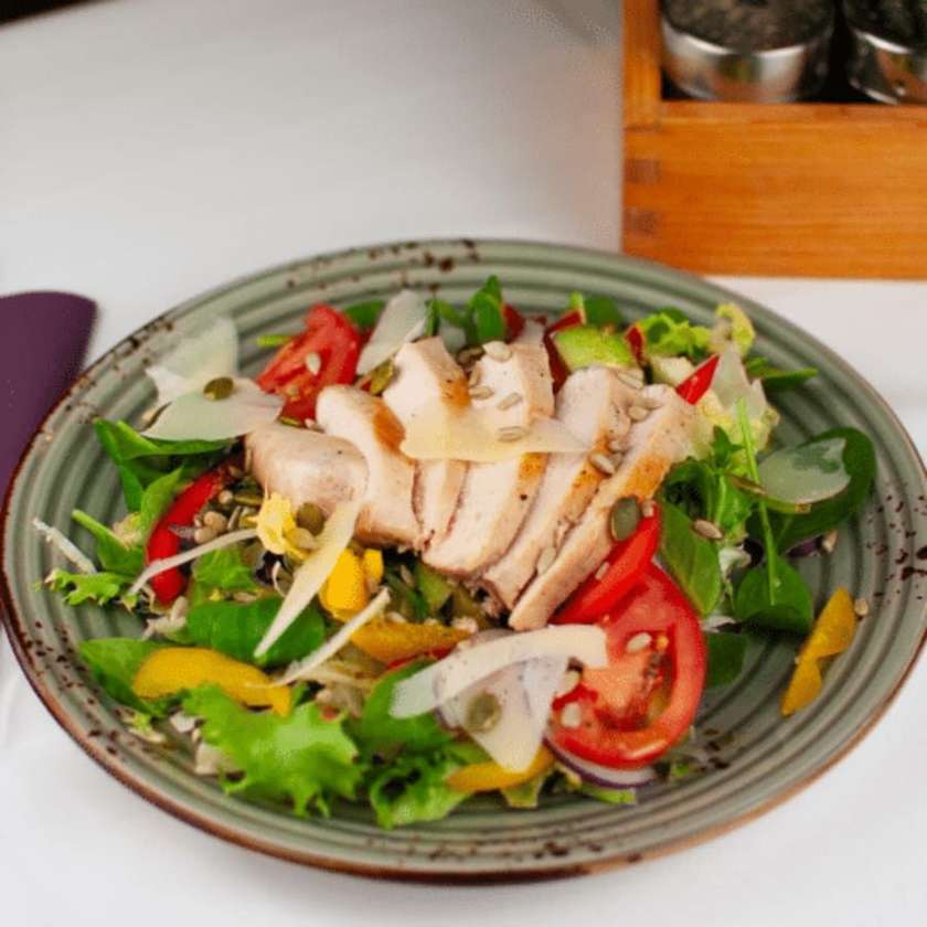 Salad with Sous-Vide Chicken