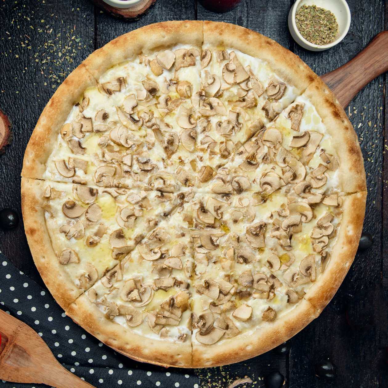 Truffle Mushroom Pizza (12 inches)