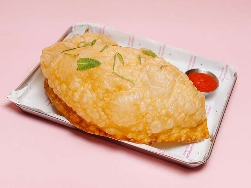 Czeburek Fried Mozzarella + Bryndza + Estragon