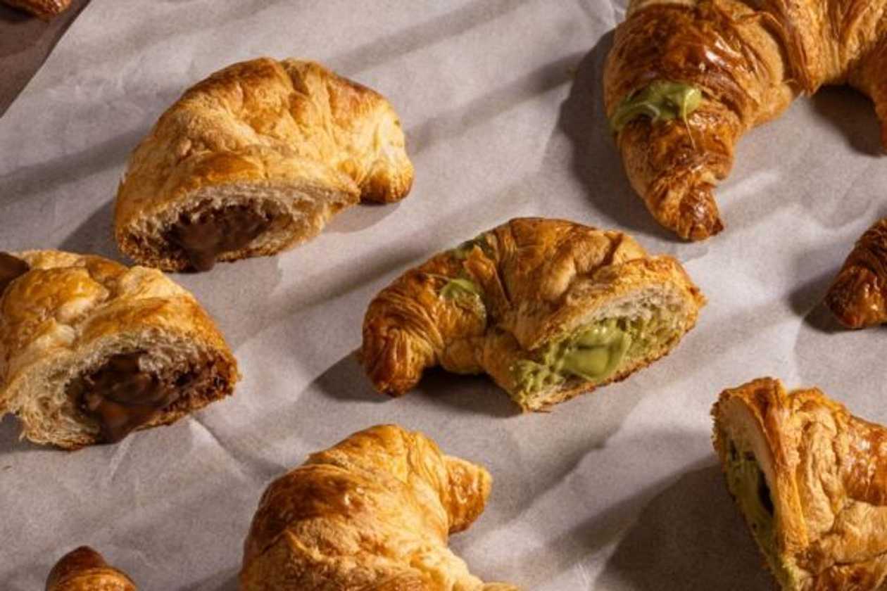 Croissant wypełniony kremem