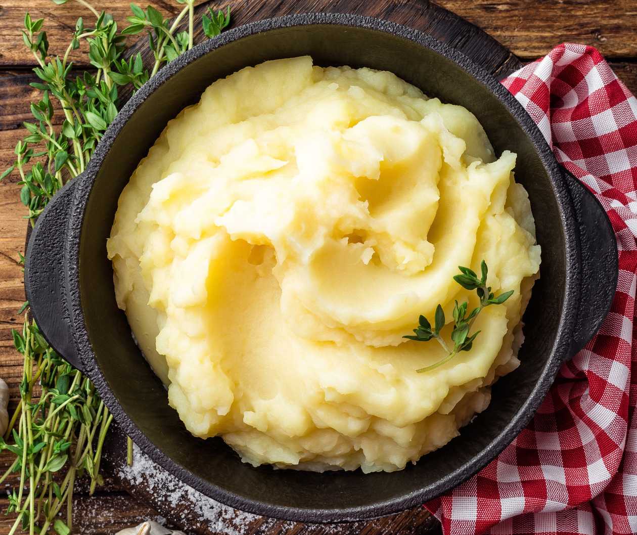 Mashed potatoes with onion and garlic