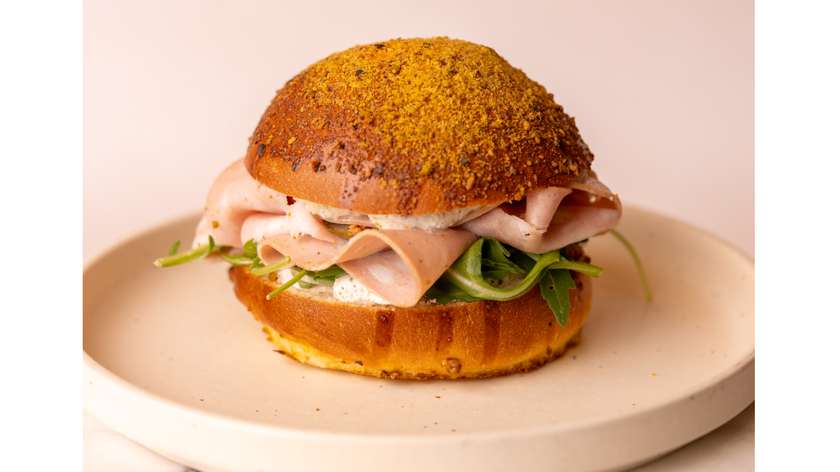 Kanapka z mortadelą i truflą