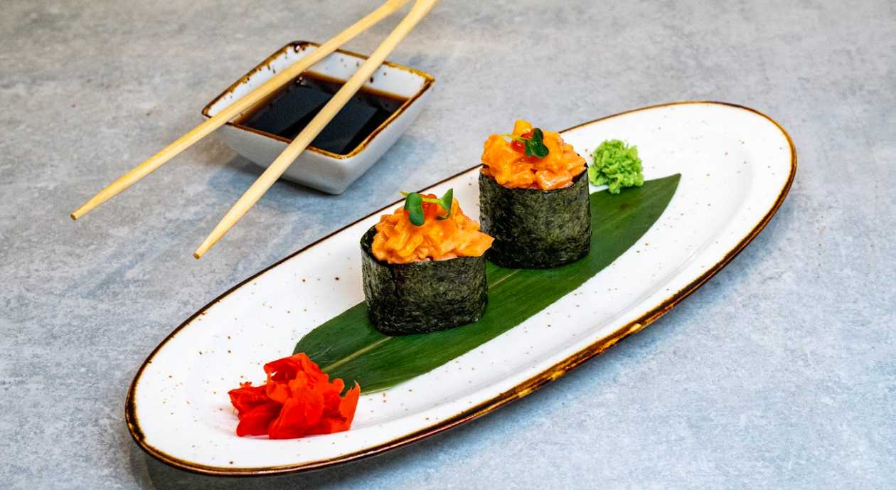 Salmon Gunkan