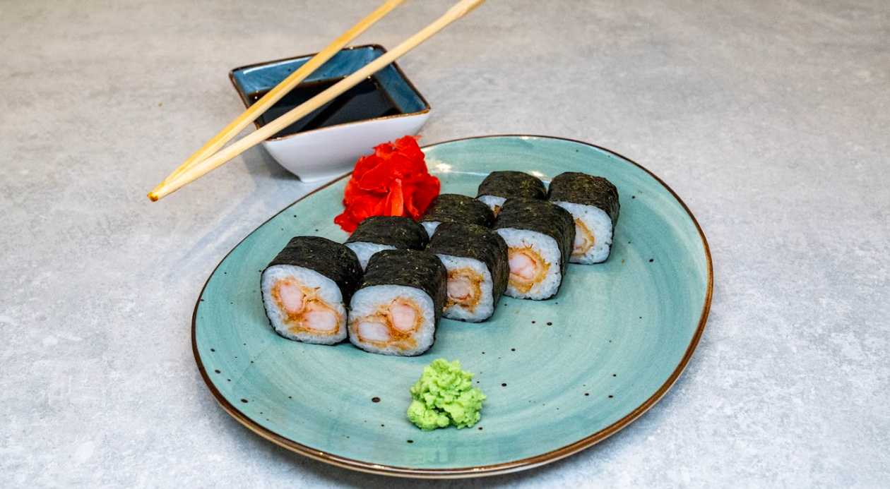 Ebi Maki
