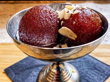 Gulab jamun