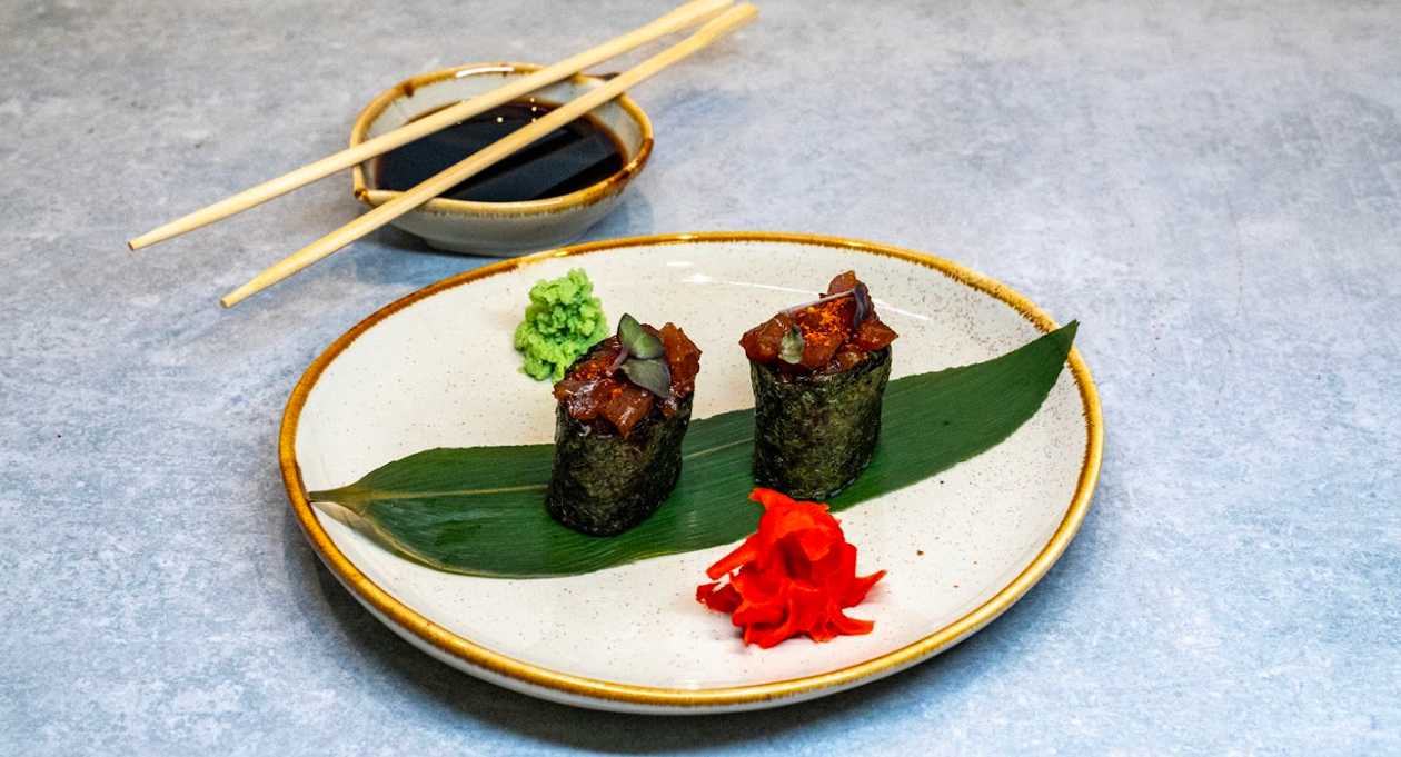 Gunkan Tuna