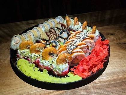 ROYAL ROLLS