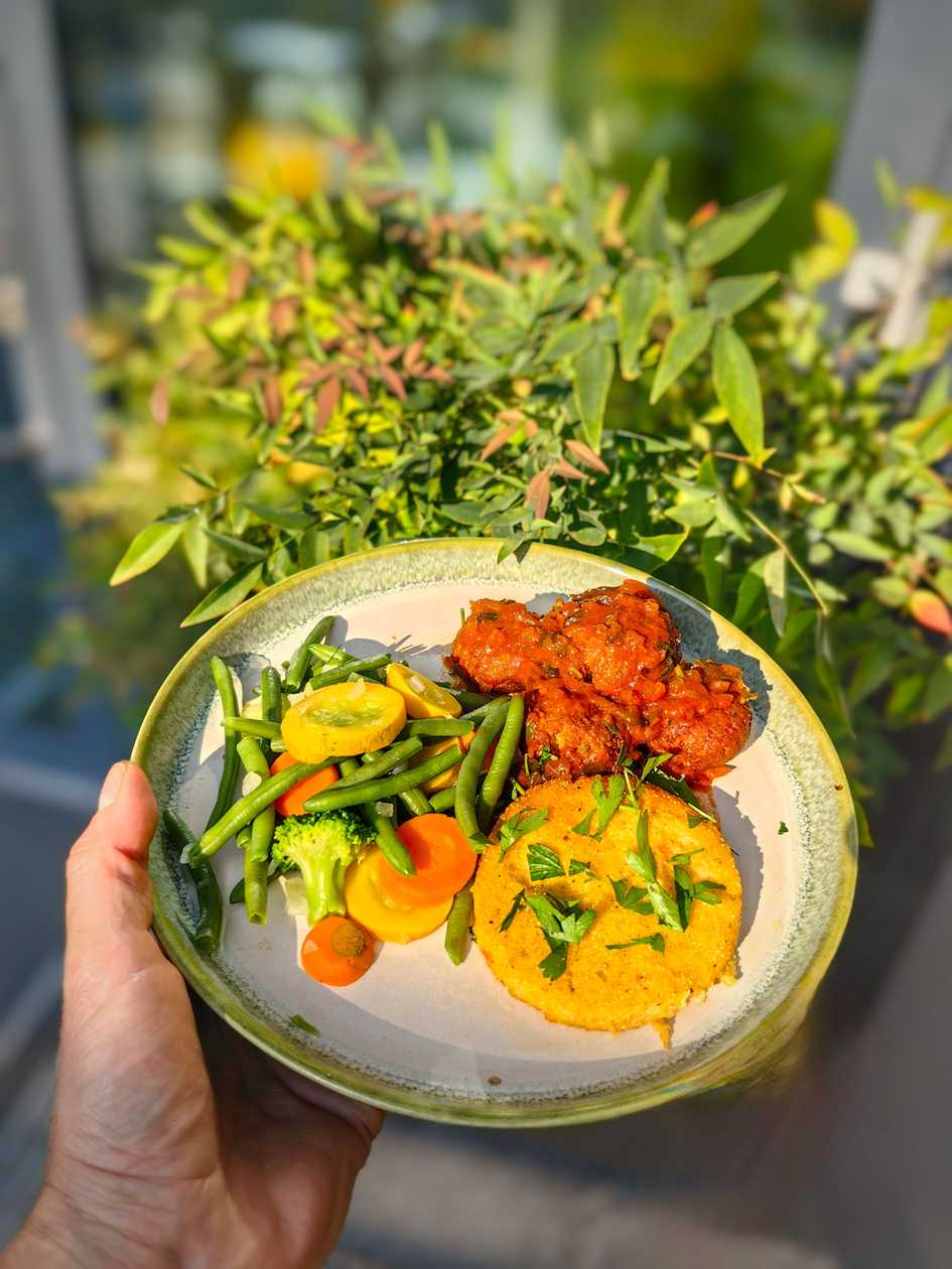 Veggie Balls & Polenta