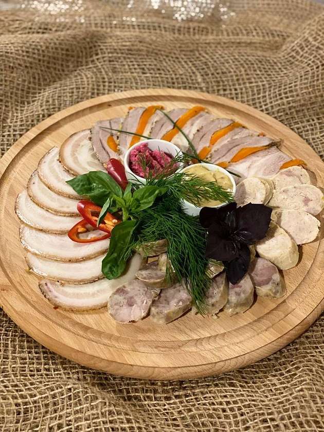 DESKA PIECZONEGO MIĘSA