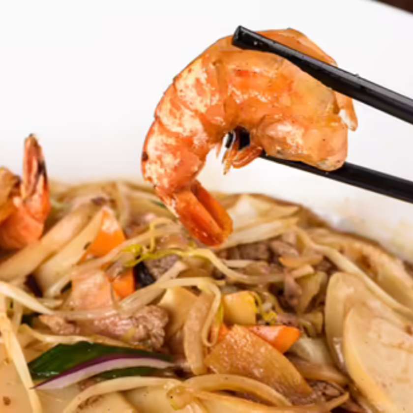 34. Stir-fried Chinese Rice Noodles