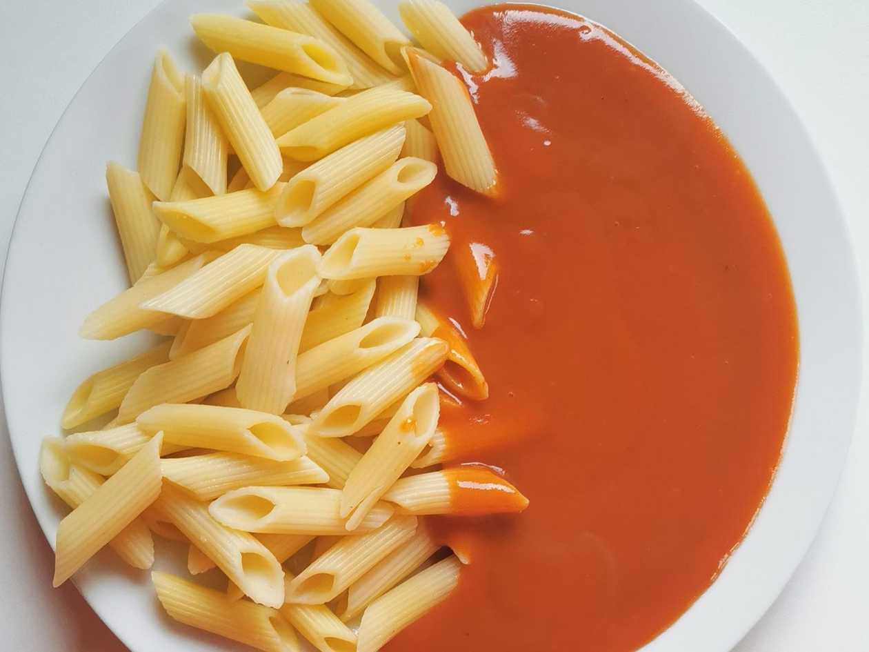Česnečka+Rajská, těstoviny