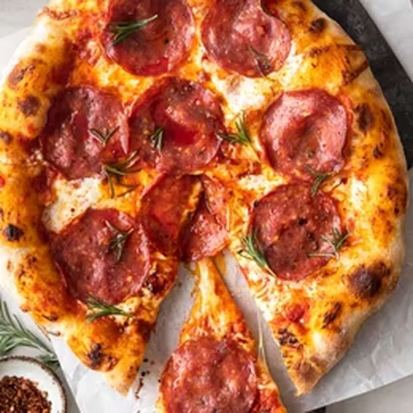 Pizza Calabrese