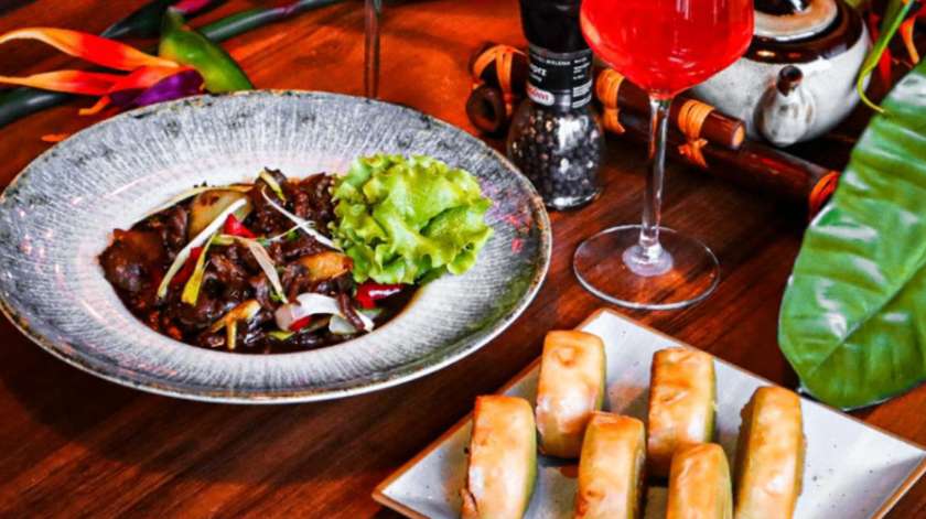 Bò Tiêu Đen Bánh Bao