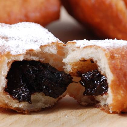 Box gogosi cu magiun de prune (2 buc)