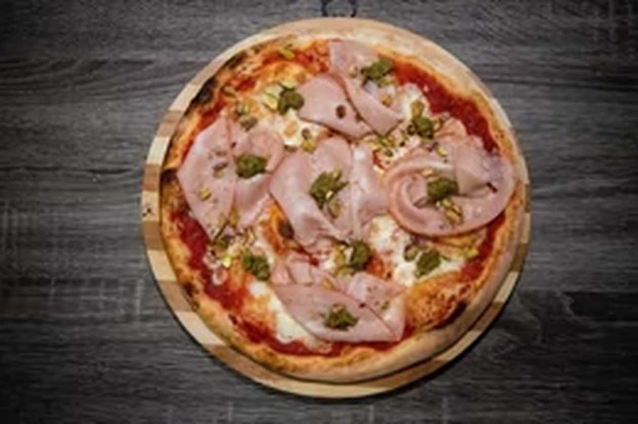 Pizza Mortadella e Pistacchio