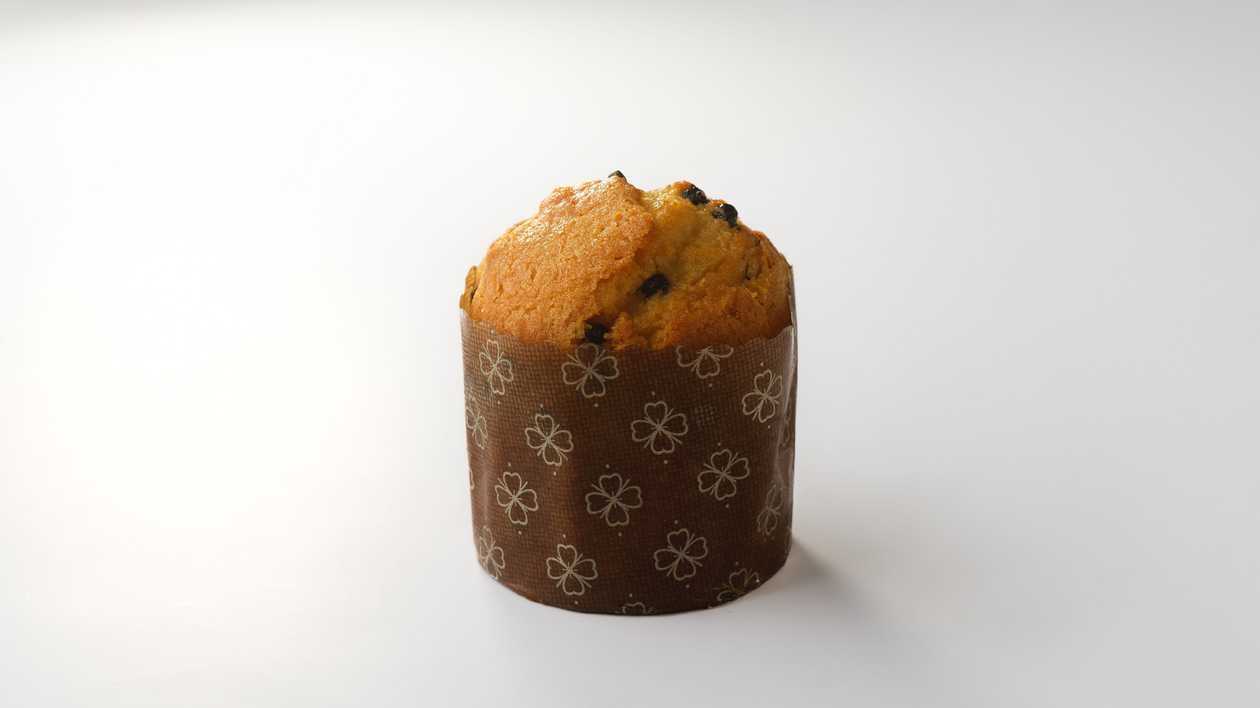 Vanilla Chocolate Chip Muffin