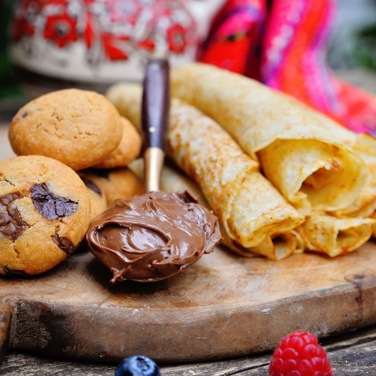 Clătită cu nutella și biscuiti