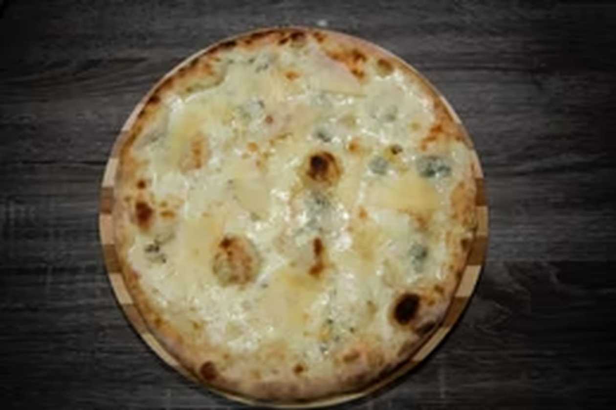 Pizza Quattro Formaggi