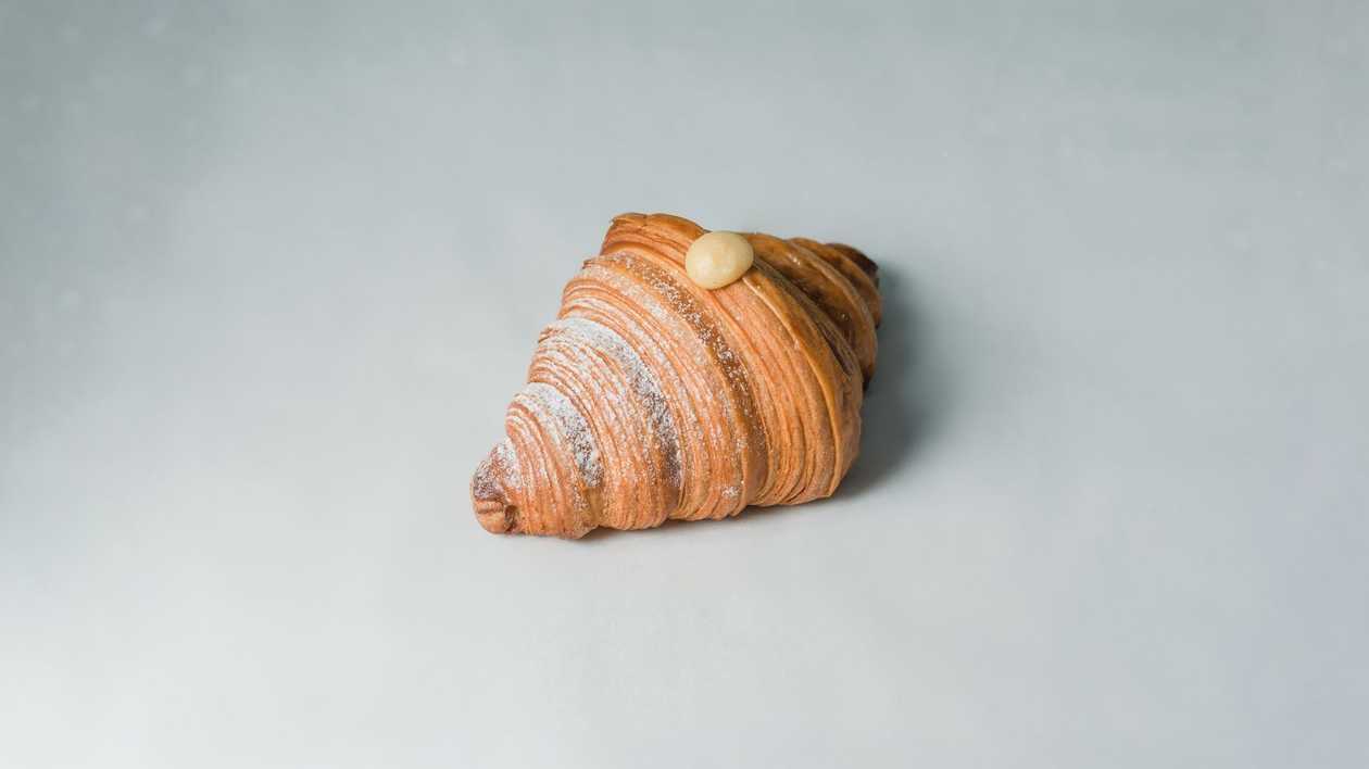 Vanilla Cream Croissant