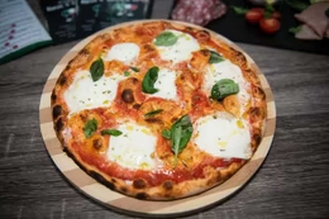 Pizza Margherita di Bufala