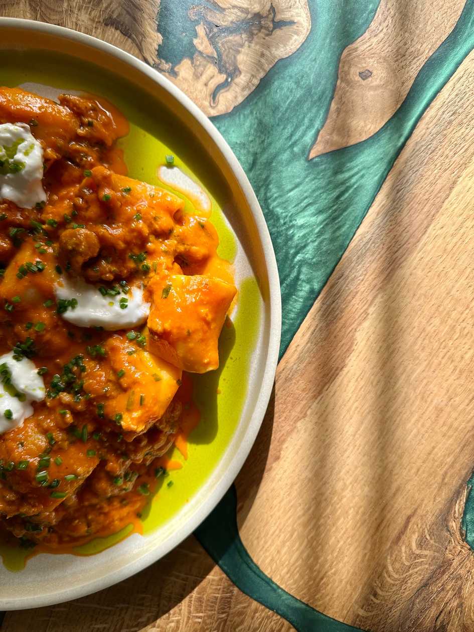 Paccheri cu Salcicia si Ardei Copt