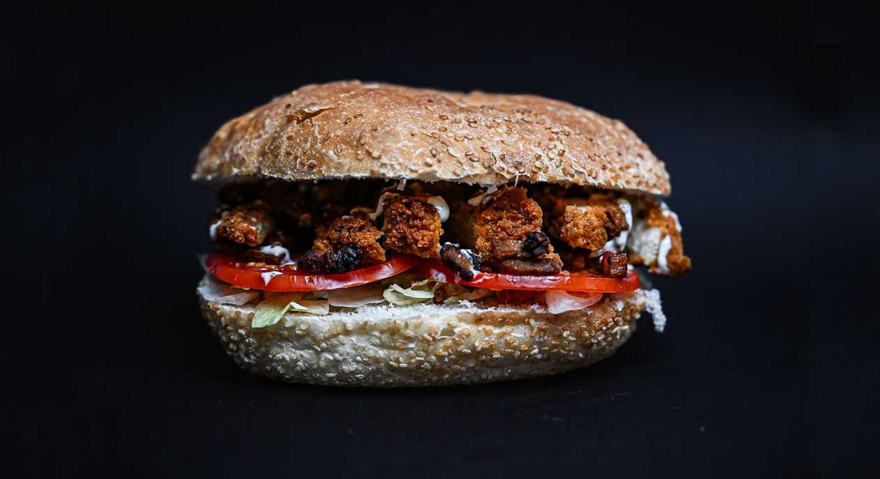 IL-MAZZA (The sledge hammer)