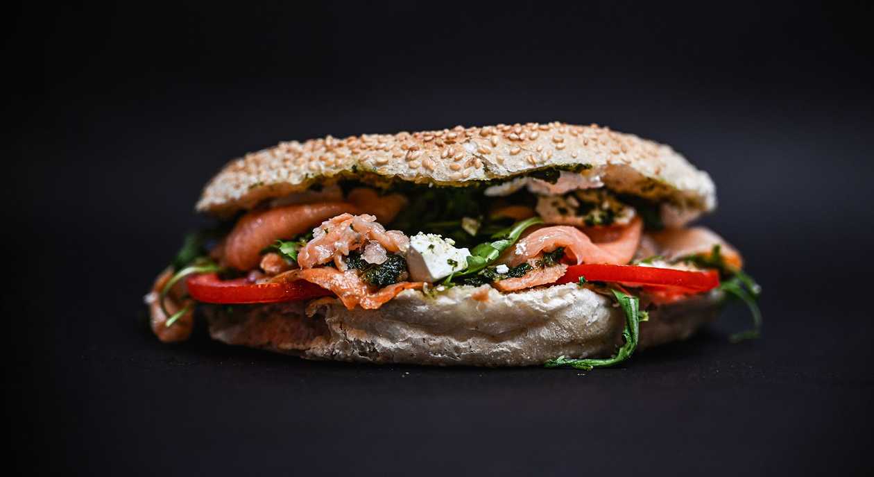 TAL-PEPE' (Maltese English)