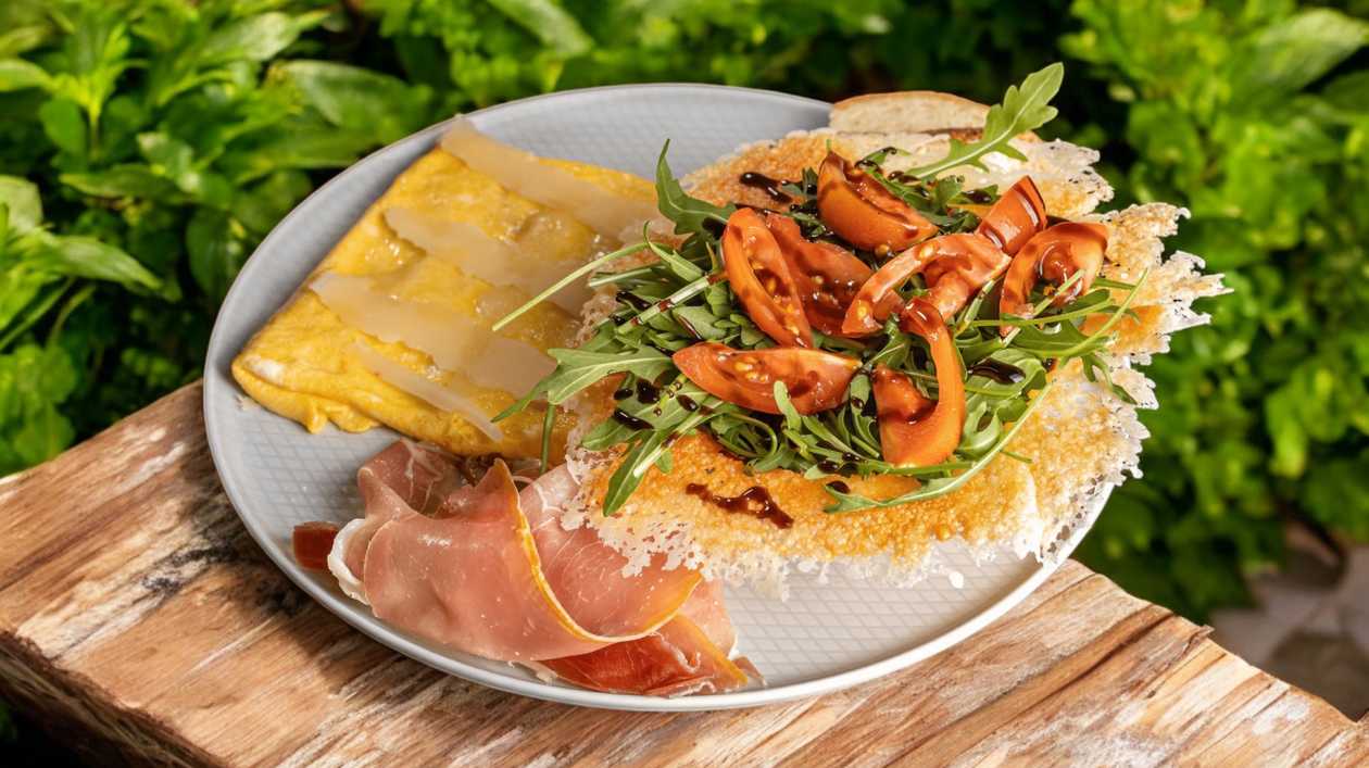 Parmesan omelette