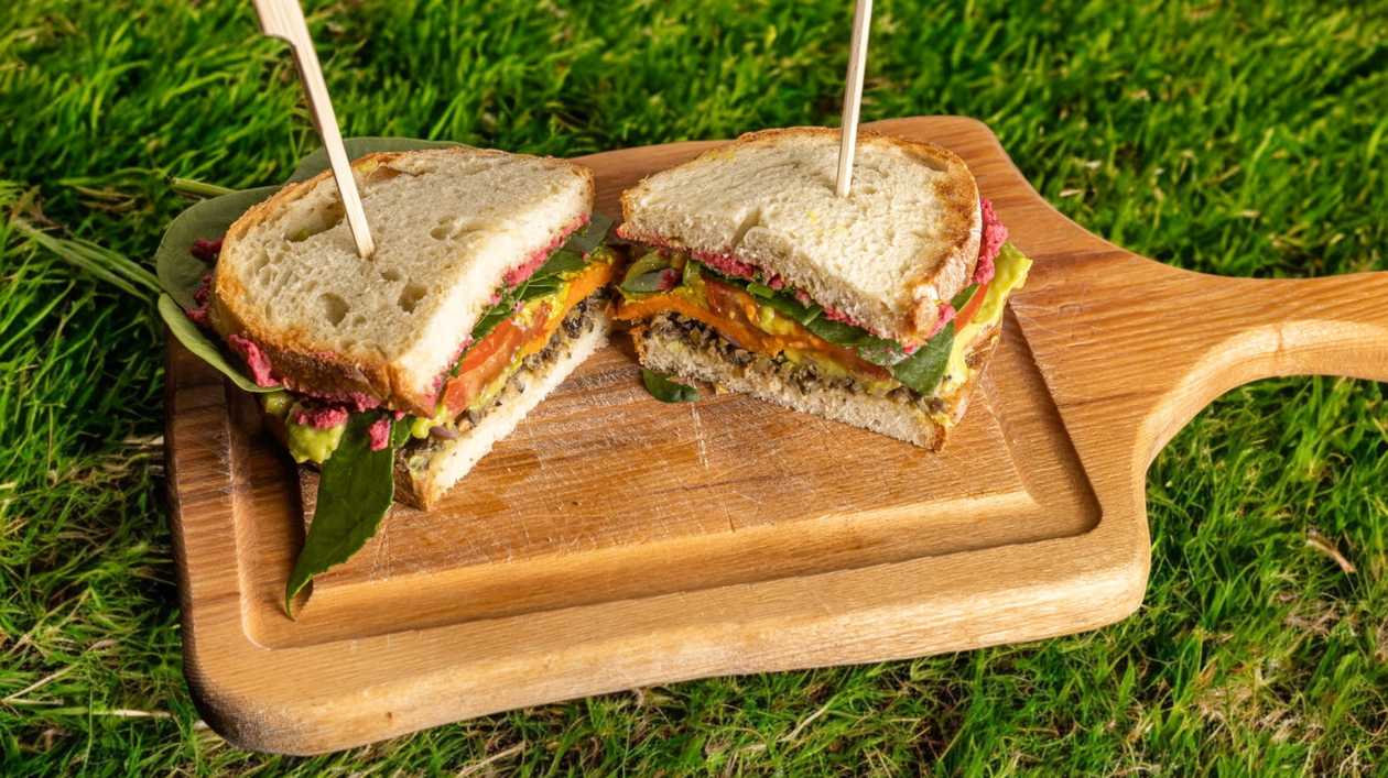 Vegetarian sandwich
