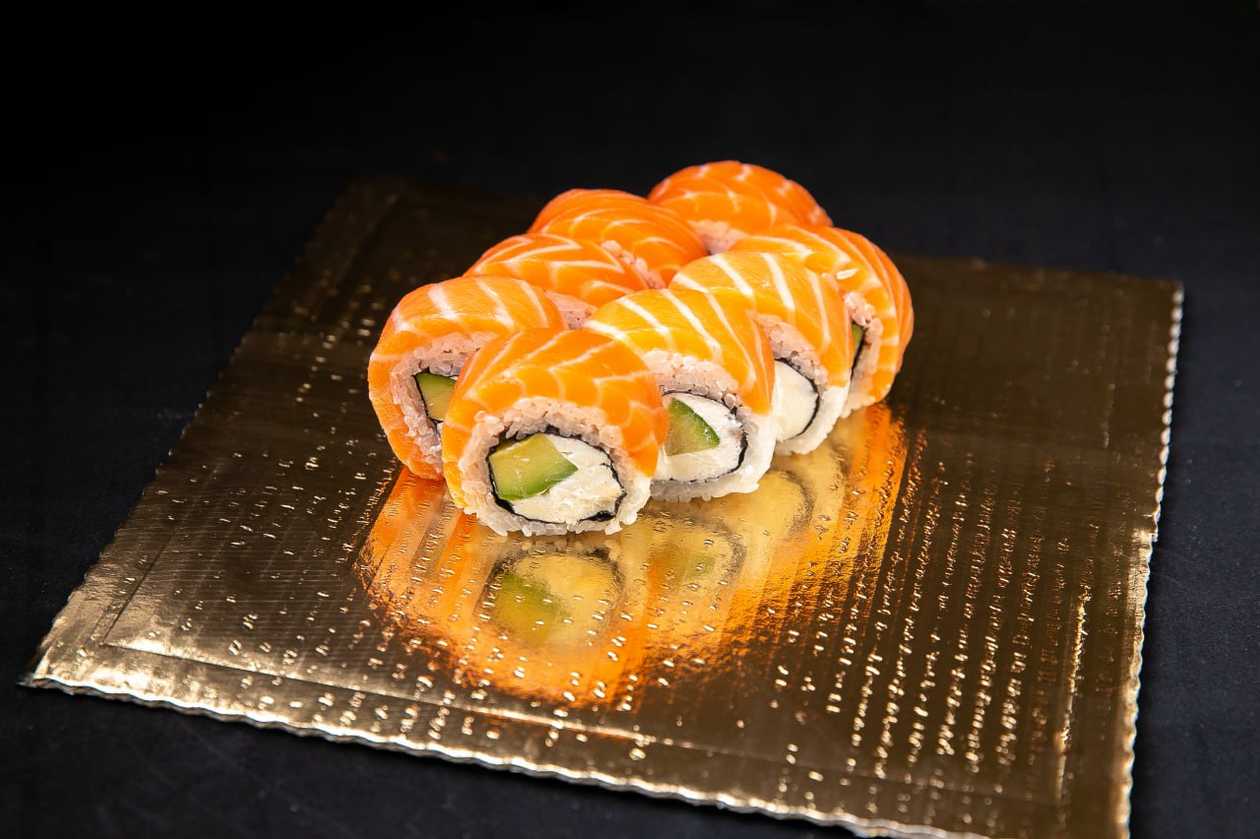 Philadelphia z łososiem i awokado