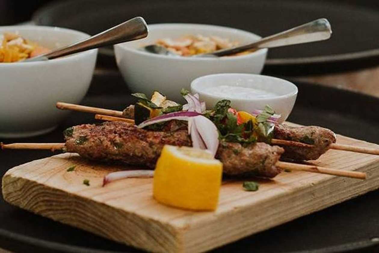 Seekh Kebab (Halal) C/ Arroz