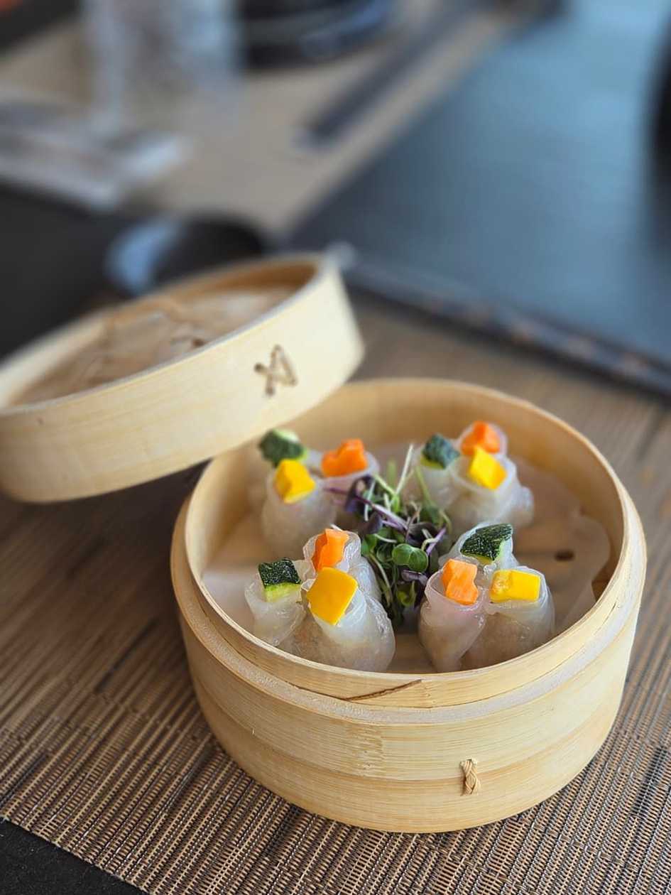 Rainbow chicken dumplings (4 pcs)