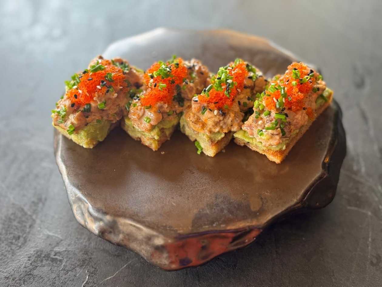 Crispy tuna bites (4pcs)