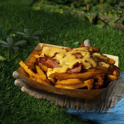 Homemade Fries with cheddar & bacon