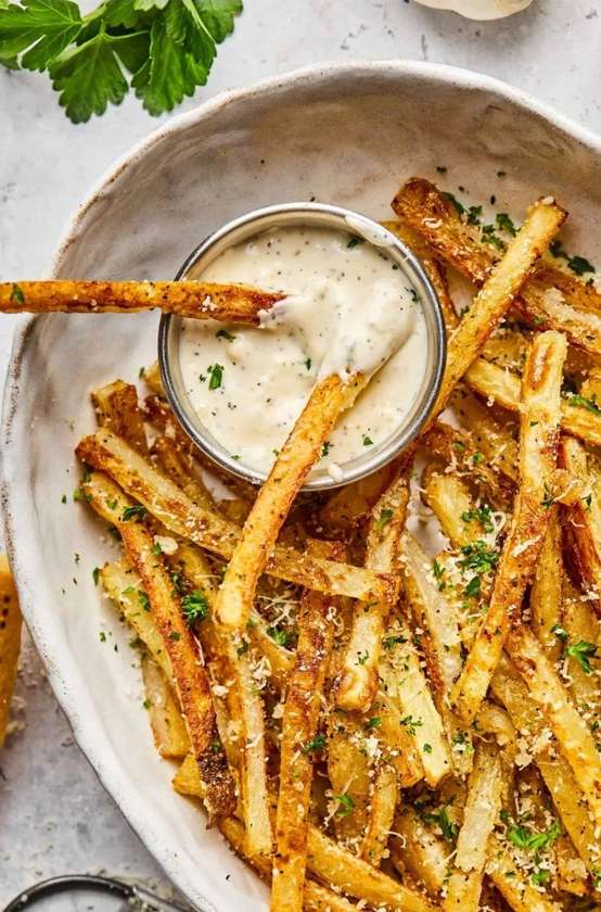 Cartofi cu USTUROI, PATRUNJEL si PARMEZAN