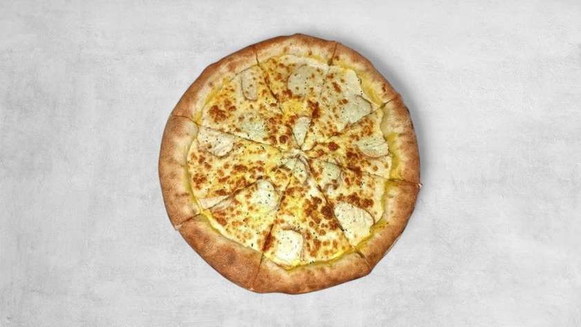 Pizza SUPER Serowa z serem w brzegach