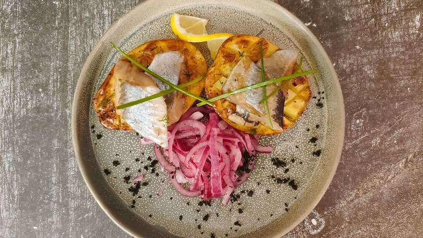 Herring with baked potato