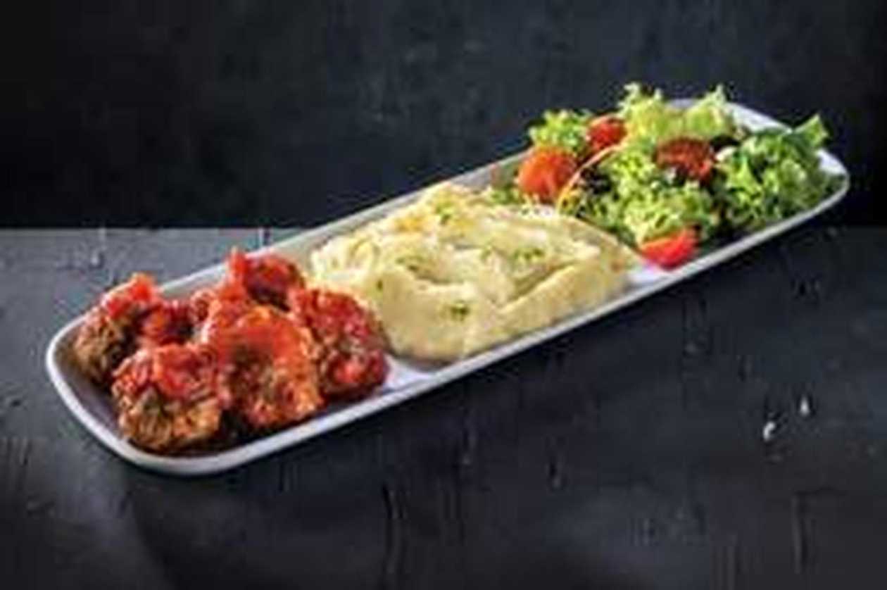 Chiftele Marinate cu Garnitură