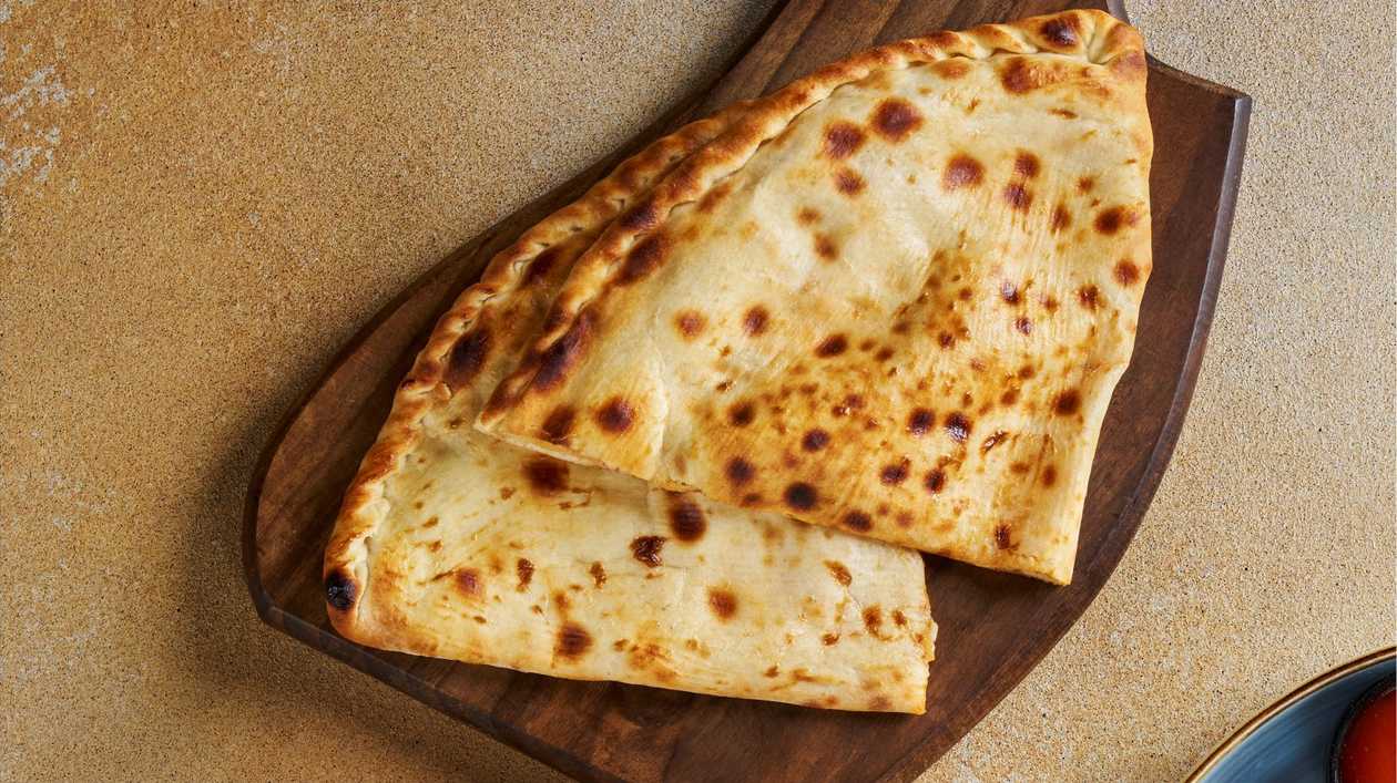 Calzone pizza